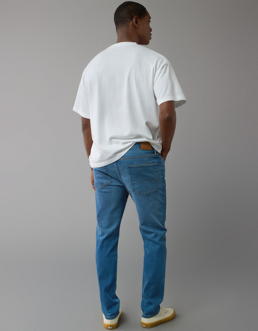 241683.jpg